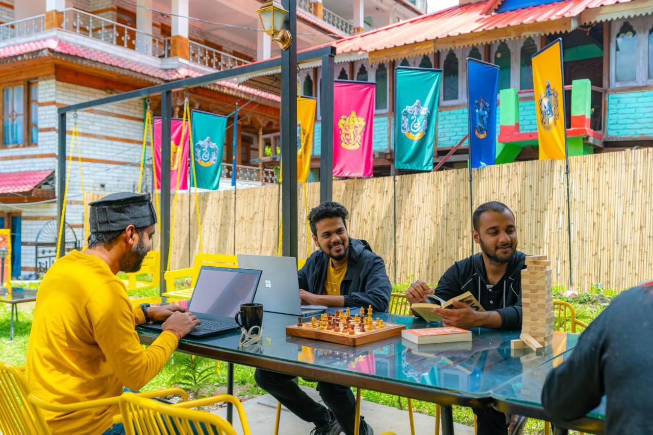 Whoopers Boutique Kasol Hostel Luaran gambar