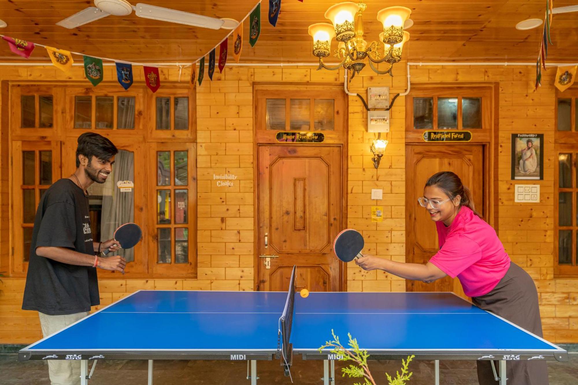 Whoopers Boutique Kasol Hostel Luaran gambar