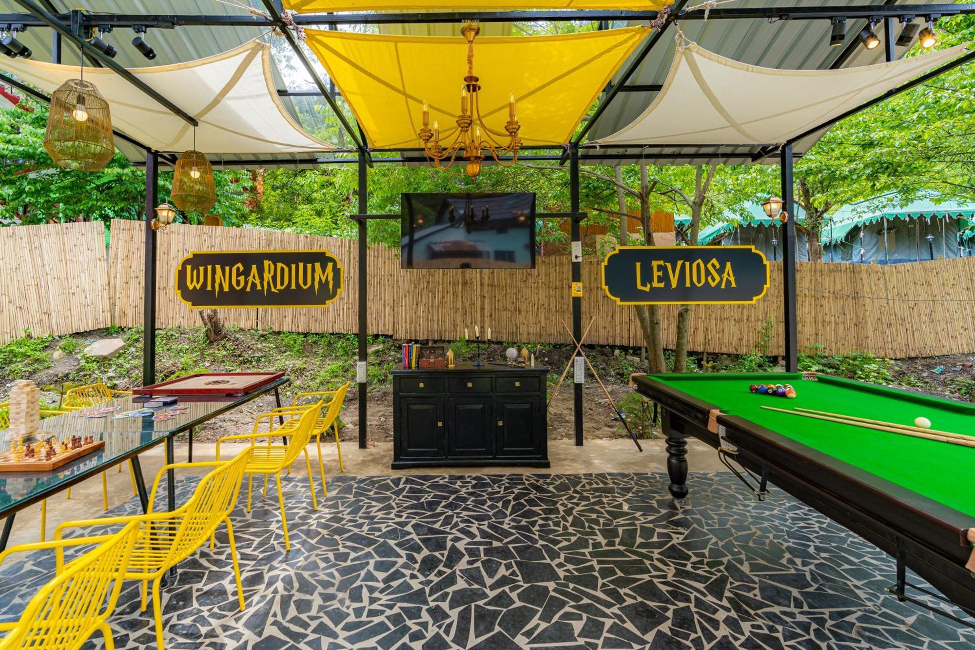 Whoopers Boutique Kasol Hostel Luaran gambar