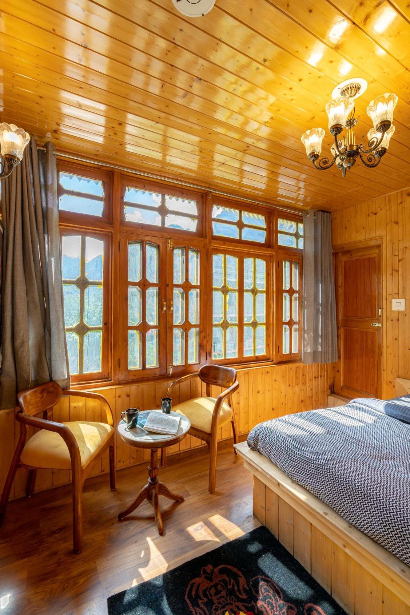 Whoopers Boutique Kasol Hostel Luaran gambar